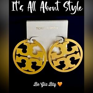 🆕Tory Burch Authentic Yellow Double T Matte Painted Large Hoop Earrings